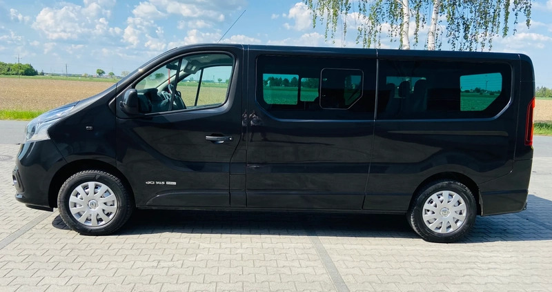 Renault Trafic cena 82900 przebieg: 90016, rok produkcji 2017 z Jarocin małe 277